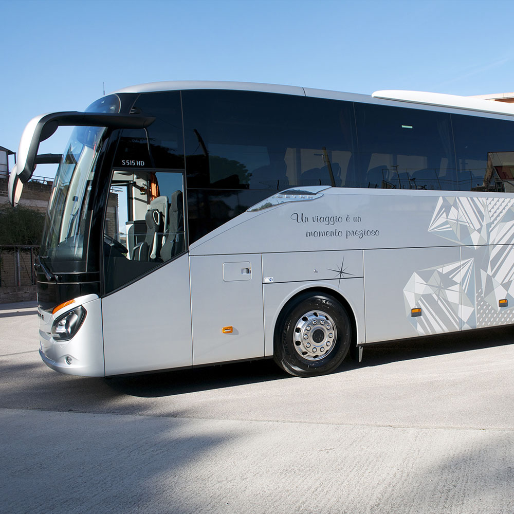 Baroni autonoleggi, nolo bus con conducente