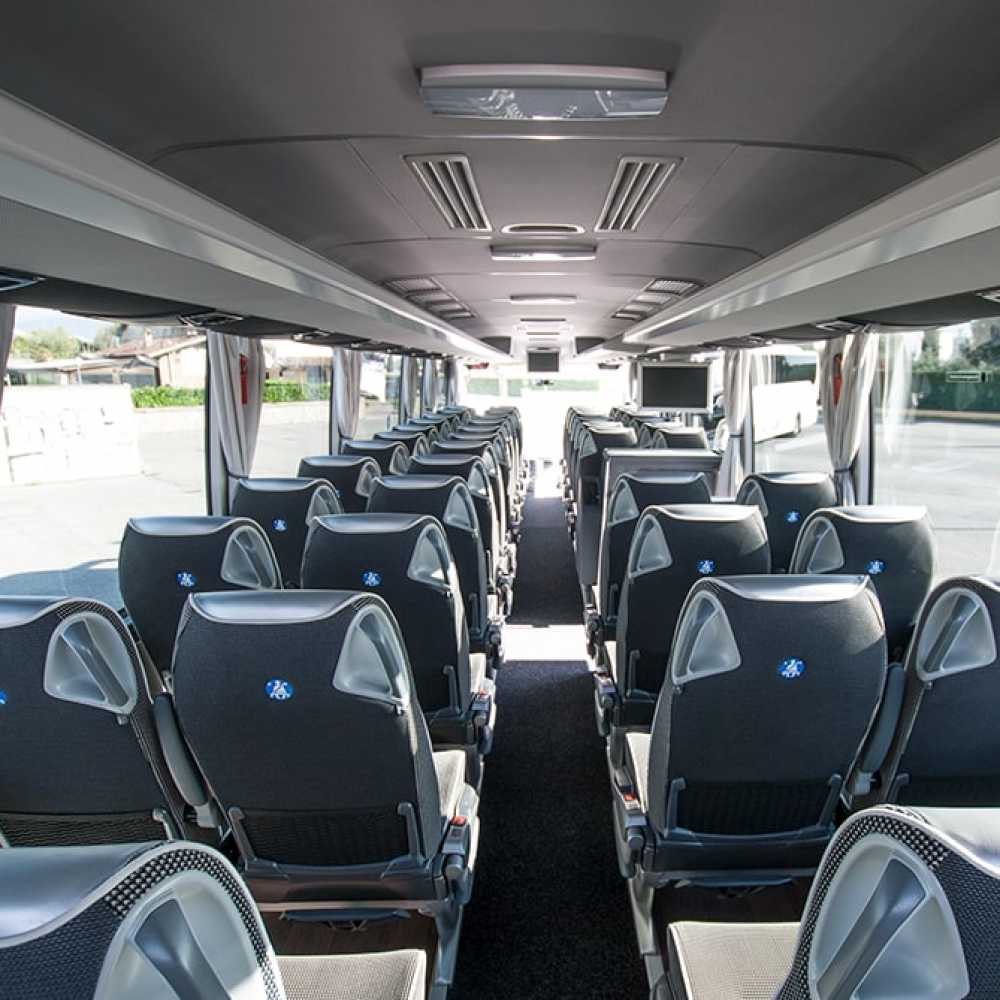 Umbria Autobus noleggio con autista NCC Perugia Baroni Autonoleggi