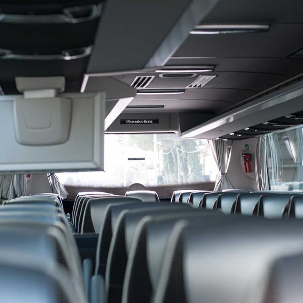 Umbria Pullman noleggio con autista NCC Perugia Baroni Autonoleggi